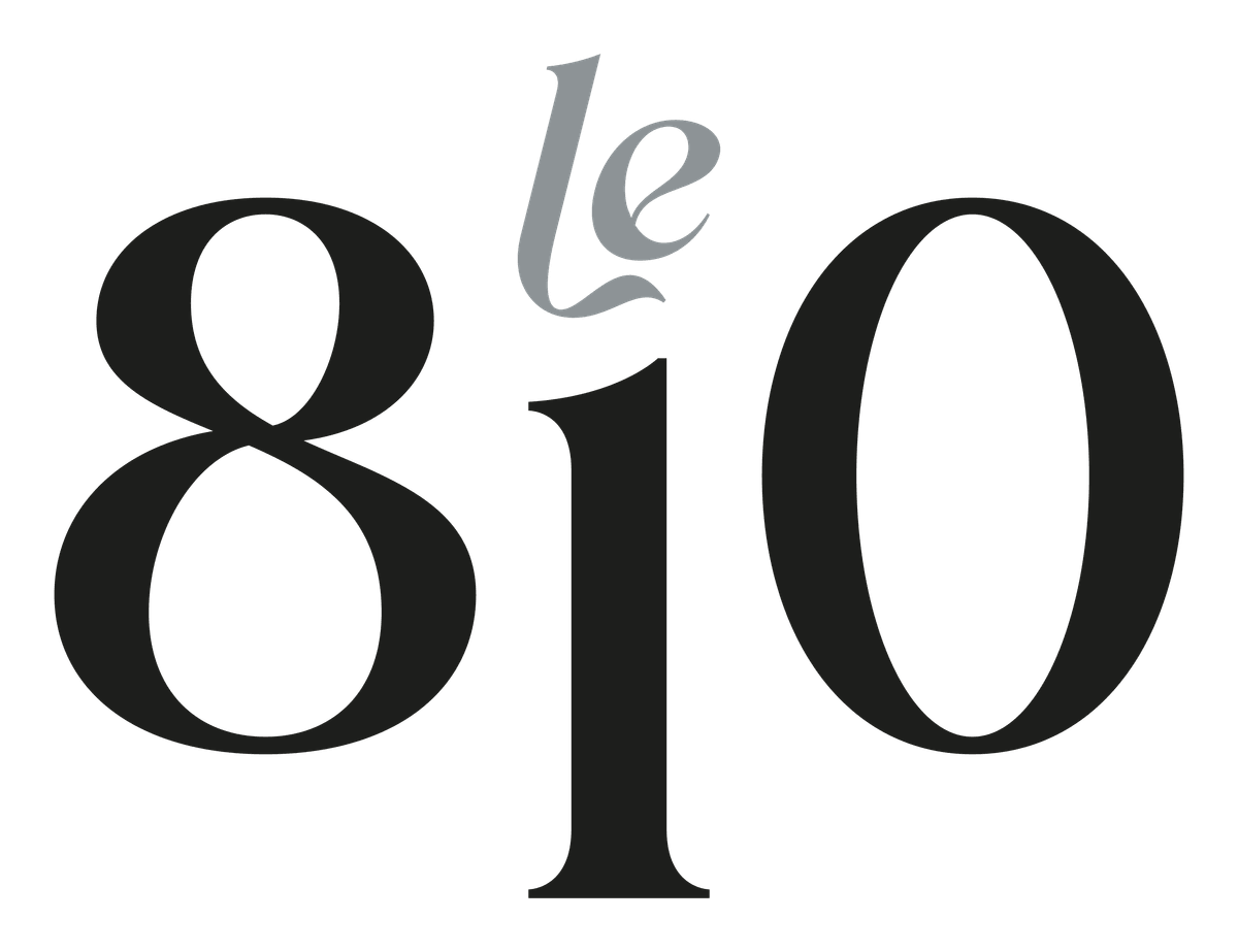 Logo sur fond écru