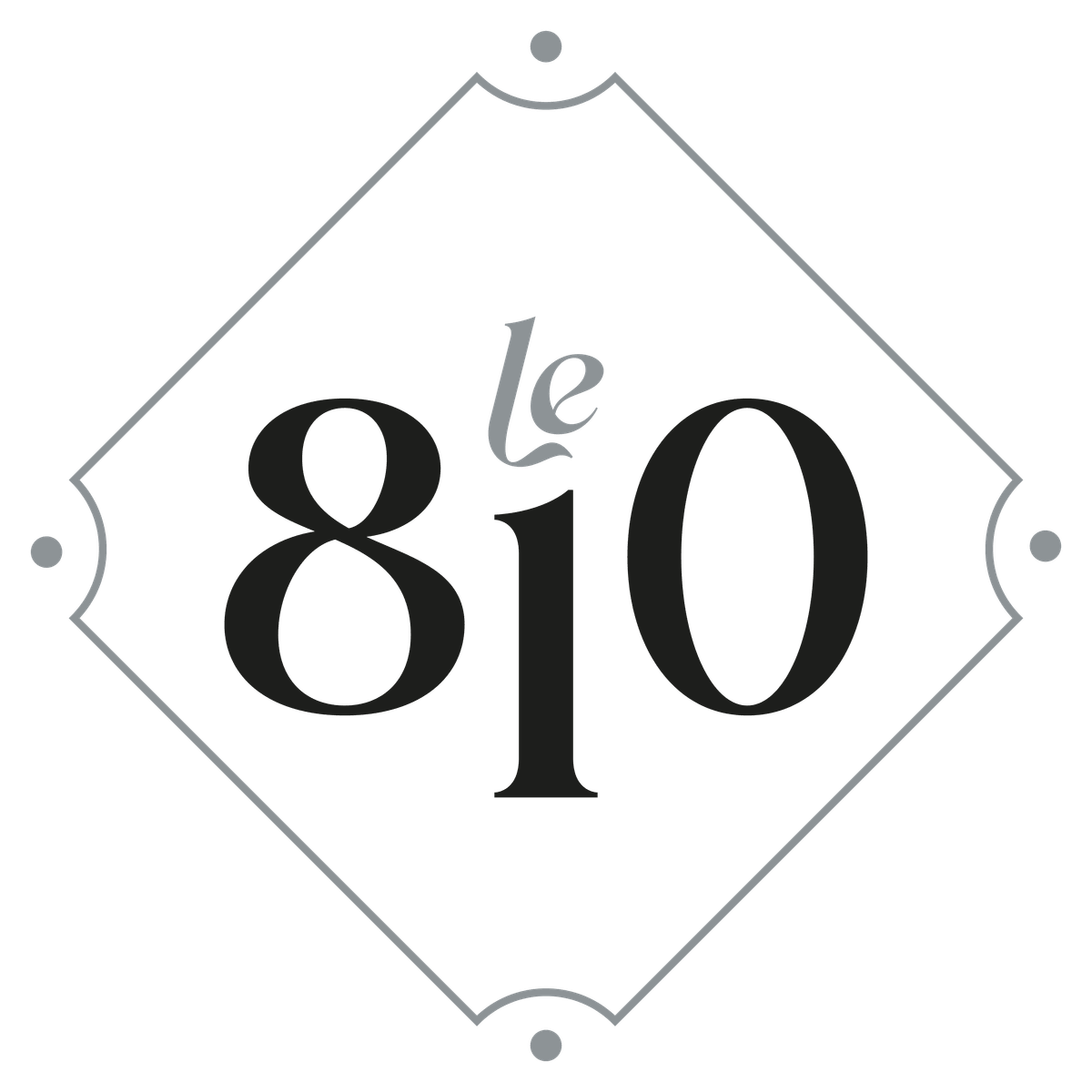Losange Le 810