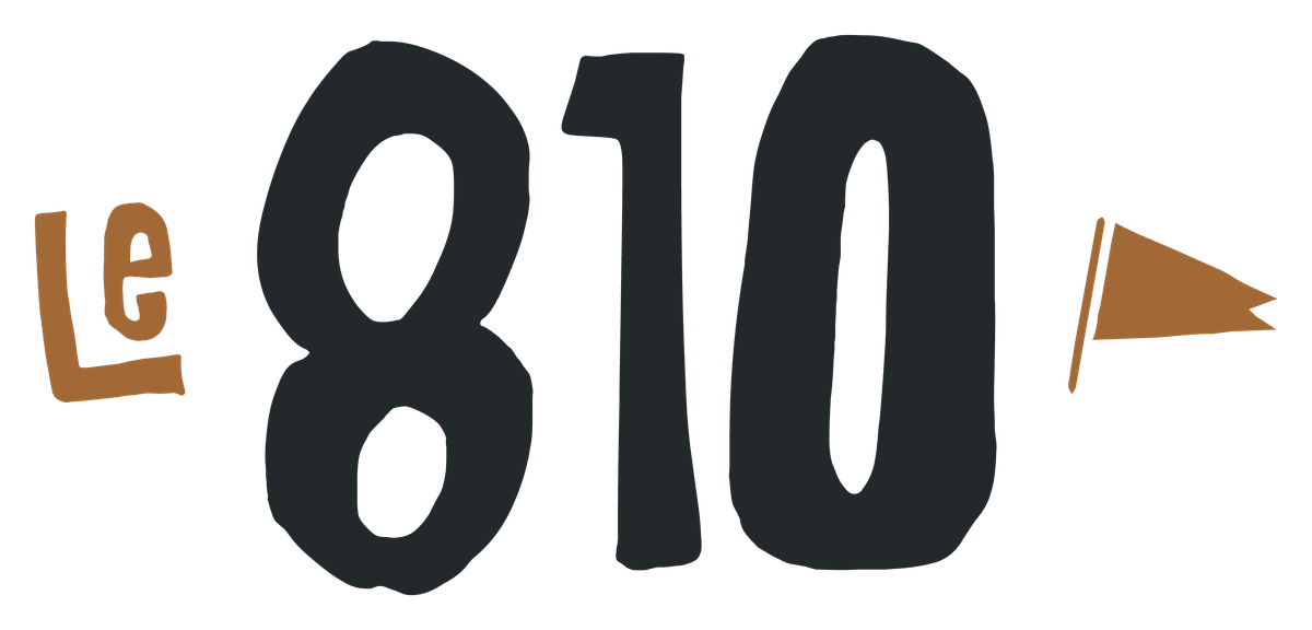 Logo sur écru